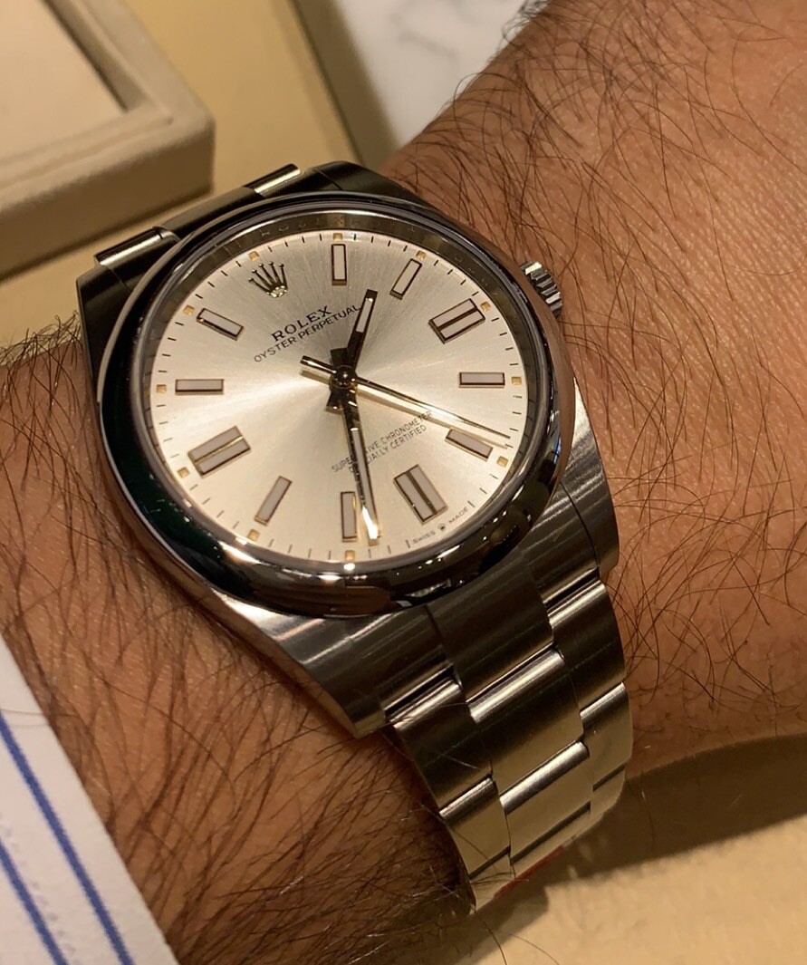 Rolex Oyster Perpetual 124300 Silver Oyster Bracelet with Silver Bezel