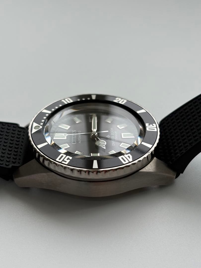 Citizen Promaster Diver Automatic Watch Black Titanium 200m wrist 23cm