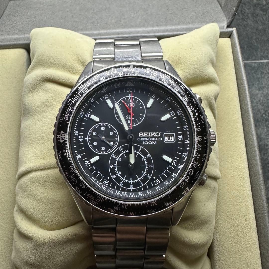 SEIKO 7T92-0CF0 Pilot Quartz Chronograph Black Dial Slide Rule Watch Box Papers