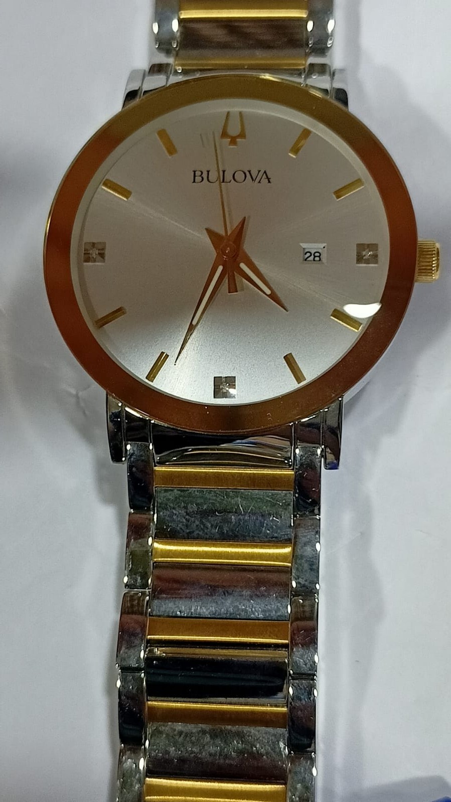 98D151 BULOVA SILVER DIAL STAINLESS STEEL MEN’S WATCH M-221
