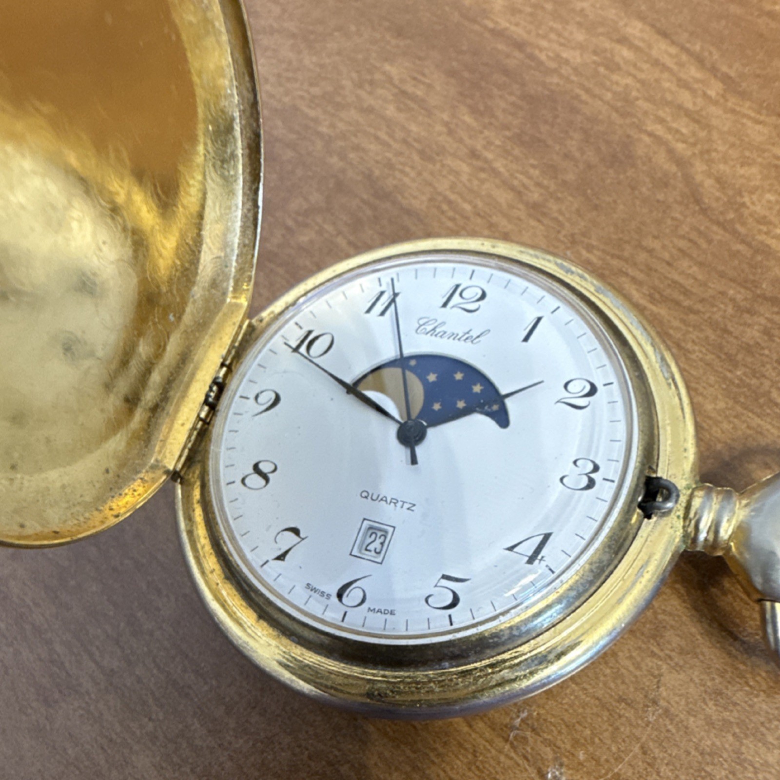 Chantelle Quartz Full Hunter Pocket Watch Gold Tone Moonphase Date