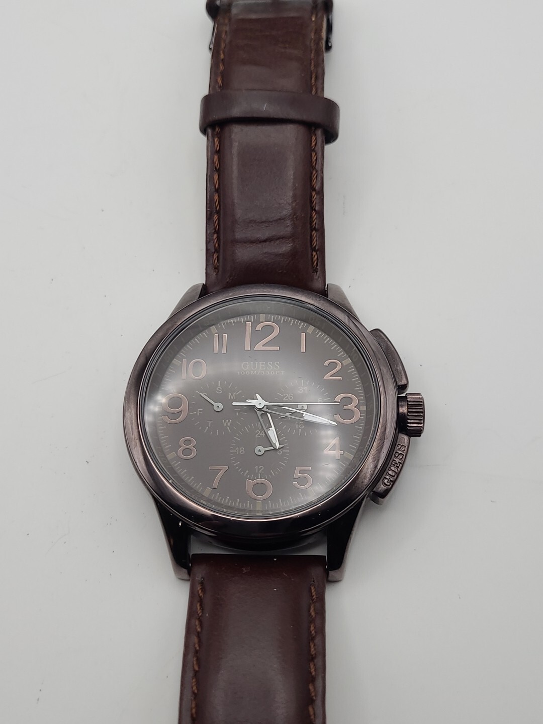 GUESS WaterPro Chronograph 100M/330FT Mens Brown Leather Band New Battery