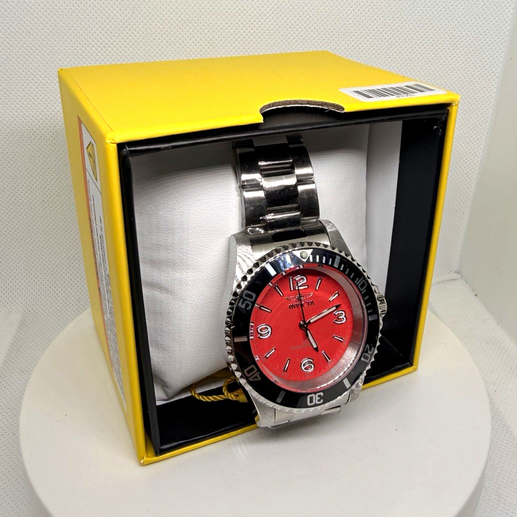 Invicta Pro Diver Quartz Red Dial Date Steel Bracelet Black Bezel 200m Box