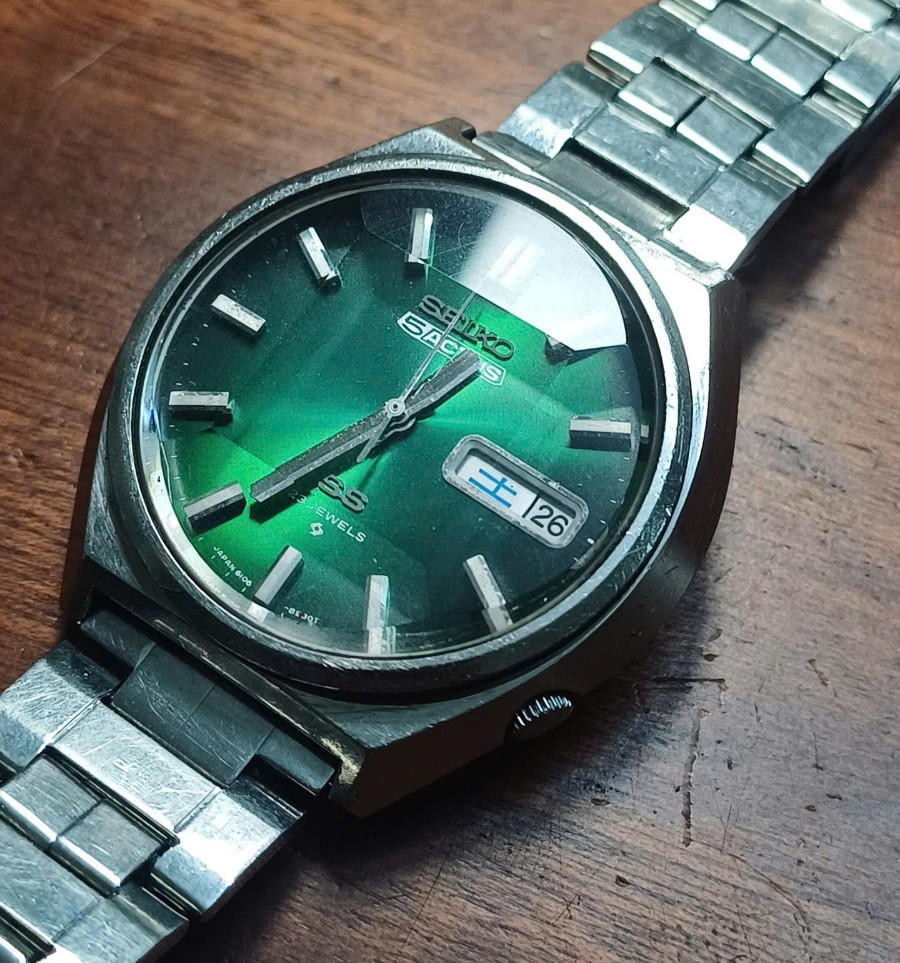 Seiko 5Actus SS 6106-7070 Gradient Blue Dial 23J Automatic (2627)