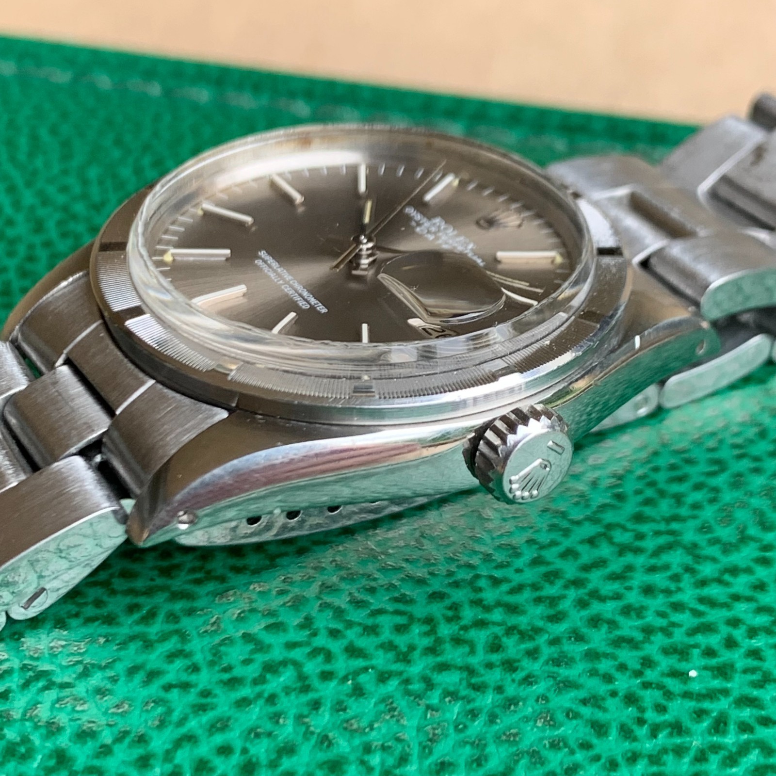 1979 Rolex Date Ref. 1501 – Rare Grey Sigma Dial – Automatic Steel Wristwatch