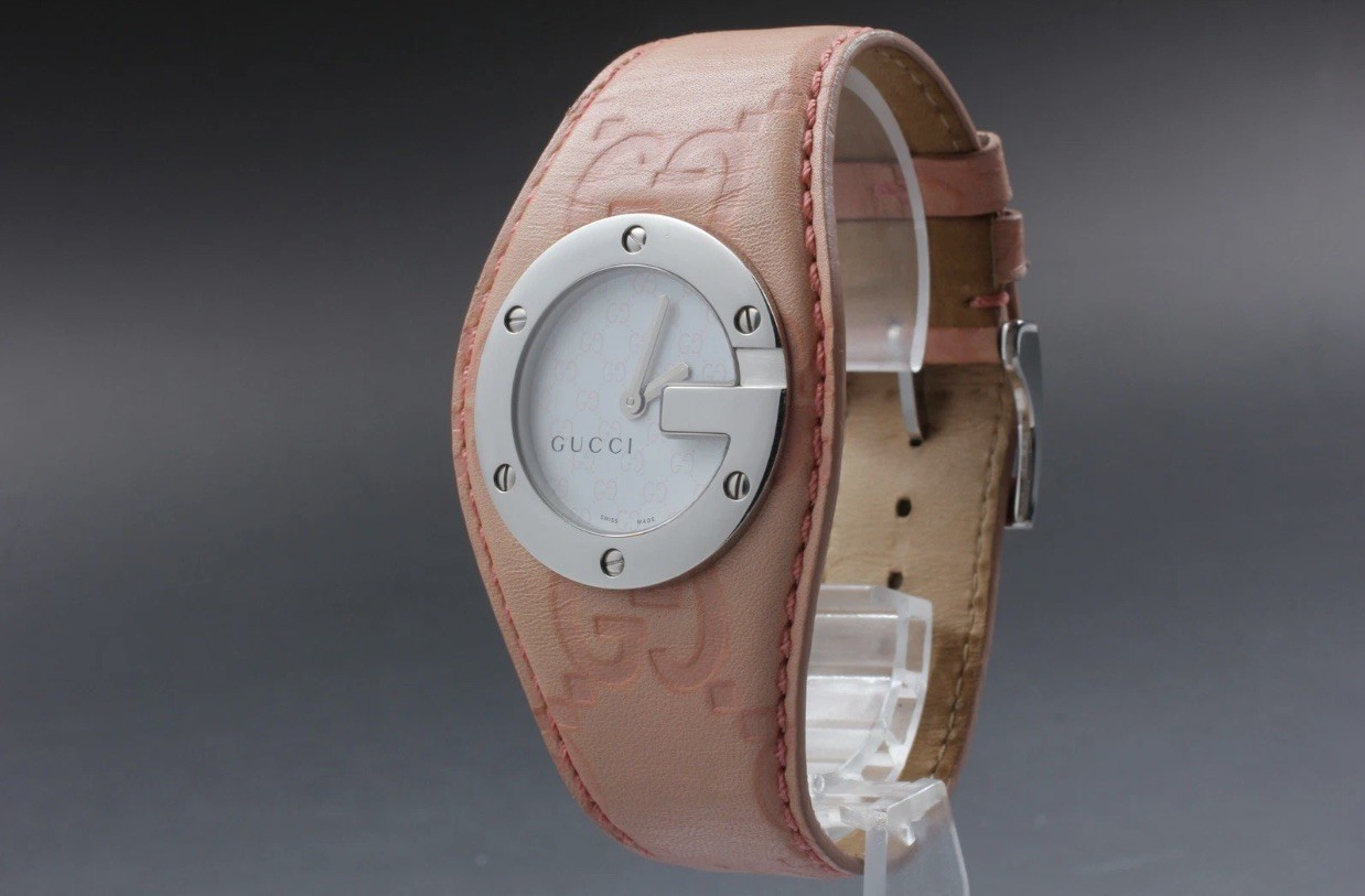 New Gucci G Bandeau 104 Stainless Watch YA104505 pink leather gg new battery
