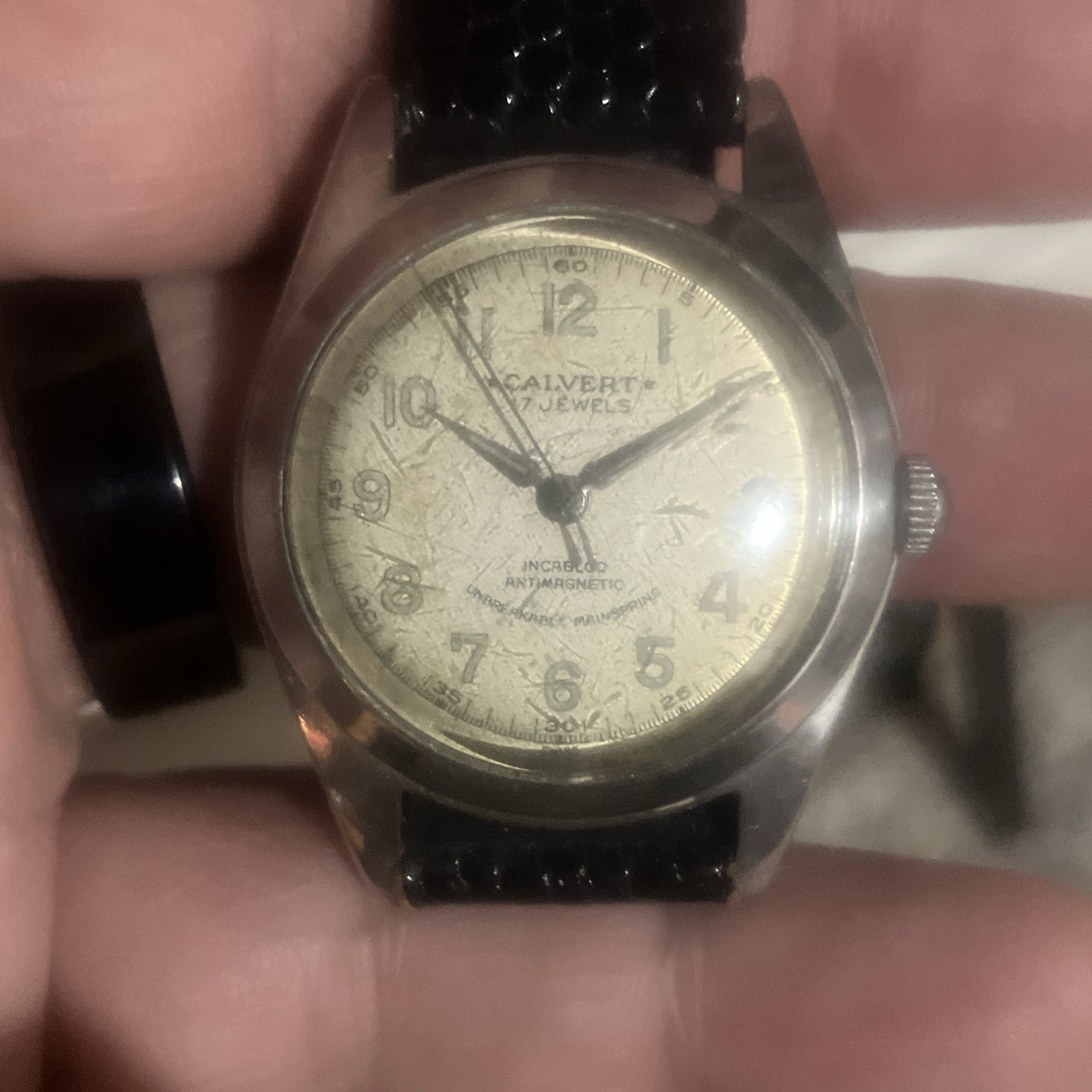 Calvert 17 Jewels Incabloc Antimagnetic Manual 1940s Cream Dial Black Leather