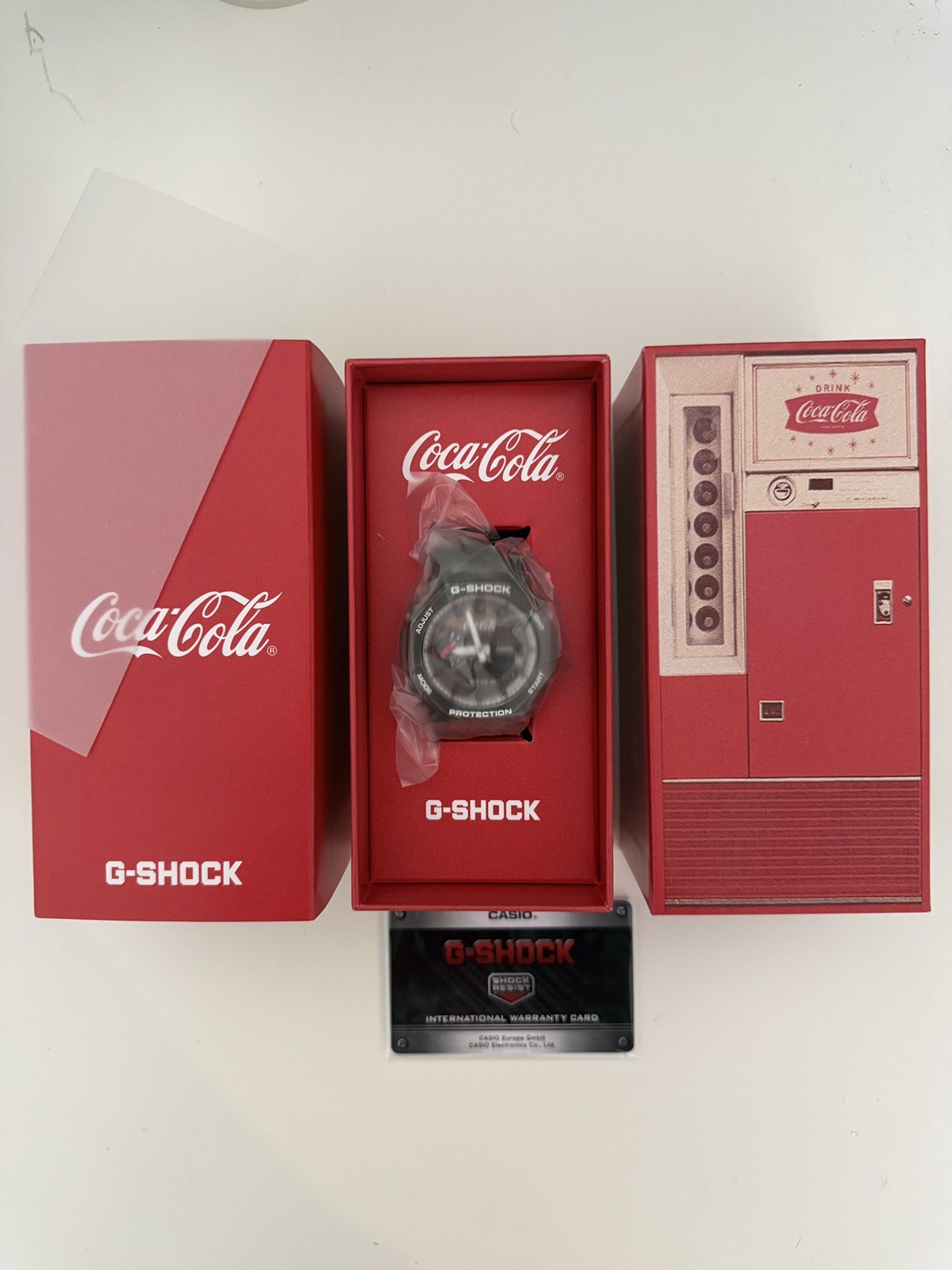 CASIO G-SHOCK GA-2100CC-3AJR ANALOG-DIGITAL 2100 Series Coca-Cola 140th NEW