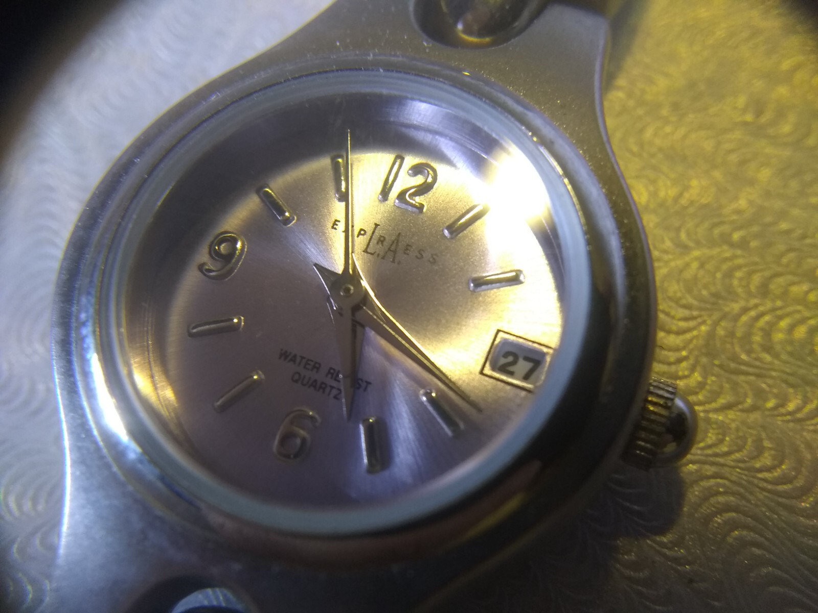 LA Express Quartz Watch Silver Dial Bracelet Band Date Indicator New Bat Works