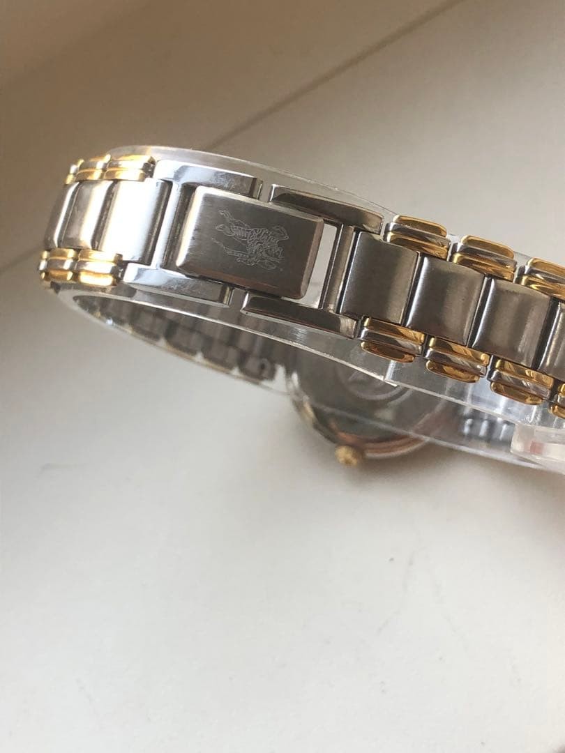Excellent condition Burberry Analog Watch Silver Gold Working