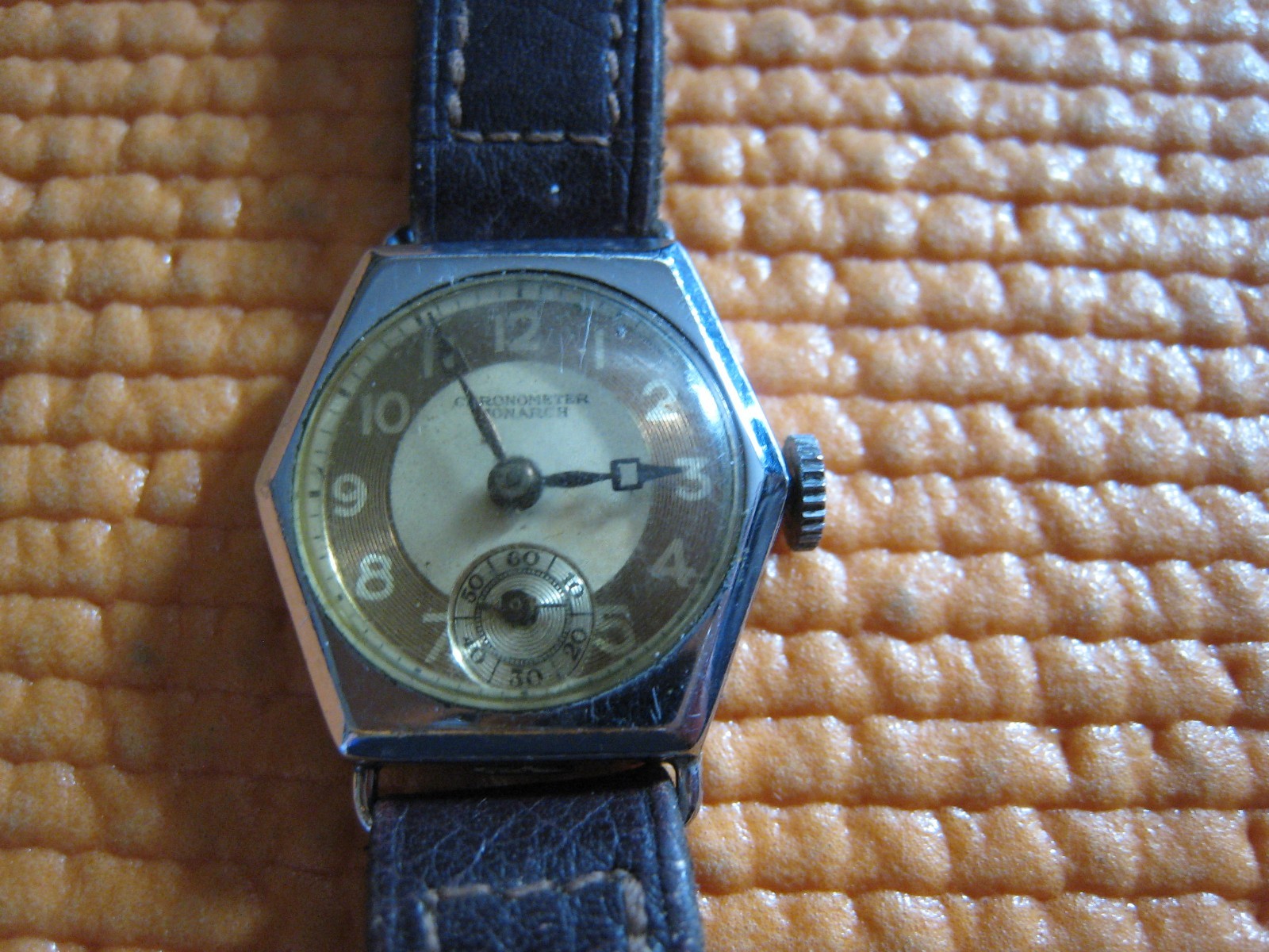 VINTAGE MONARCH CHRONOMETER MANUAL WIND WRISTWATCH