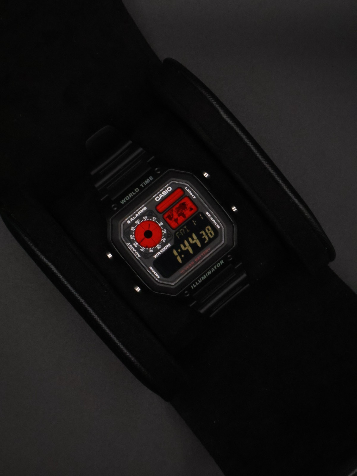 “Roulette” | 🔴⚫ Negative Display | Custom CASIO AE-1200 | Royale | HB Watch MOD