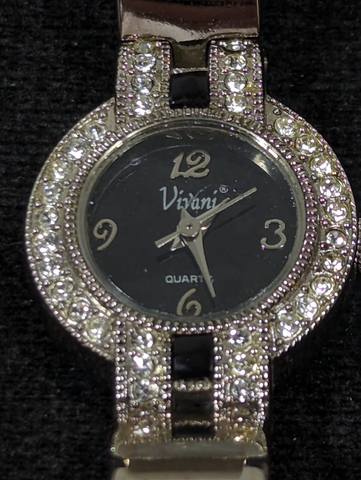 Vivani Black Dial Crystal Accent Round Case Bar Bracelet Band Watch 6.75 In