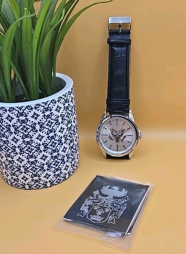 E Pluribus Unum Wristwatch, Featuring the Great Seal of the United States Emblem