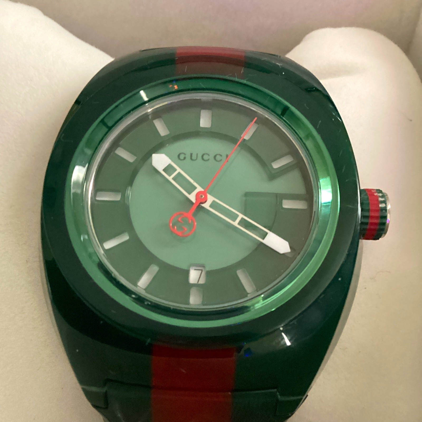 Gucci Sync Quartz Date Green Dial Green/Red Rubber Strap 46mm 50m w/Box need bat