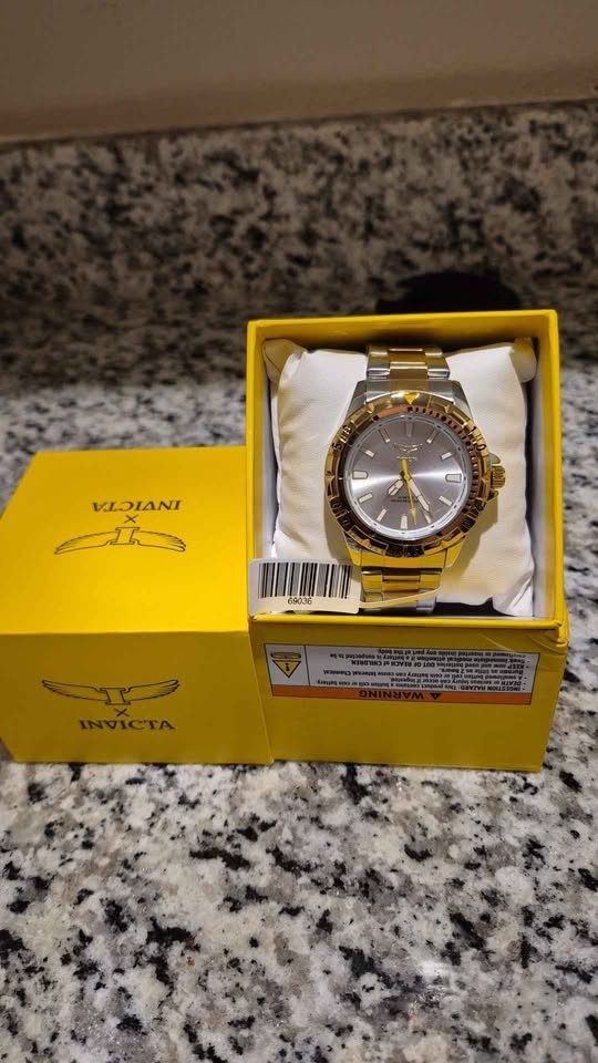 Invicta Pro Diver 69036 Two-Tone Men’s Watch