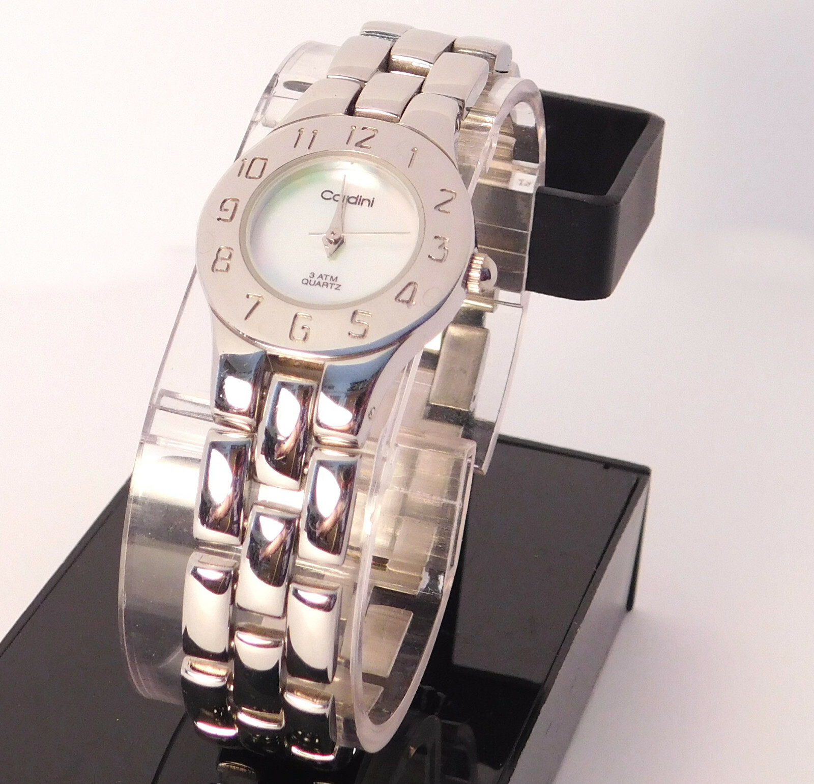 Working Cardini Watch, MOP Face, Hour Marks on Bezel, 7.5″ Band, Good Condition