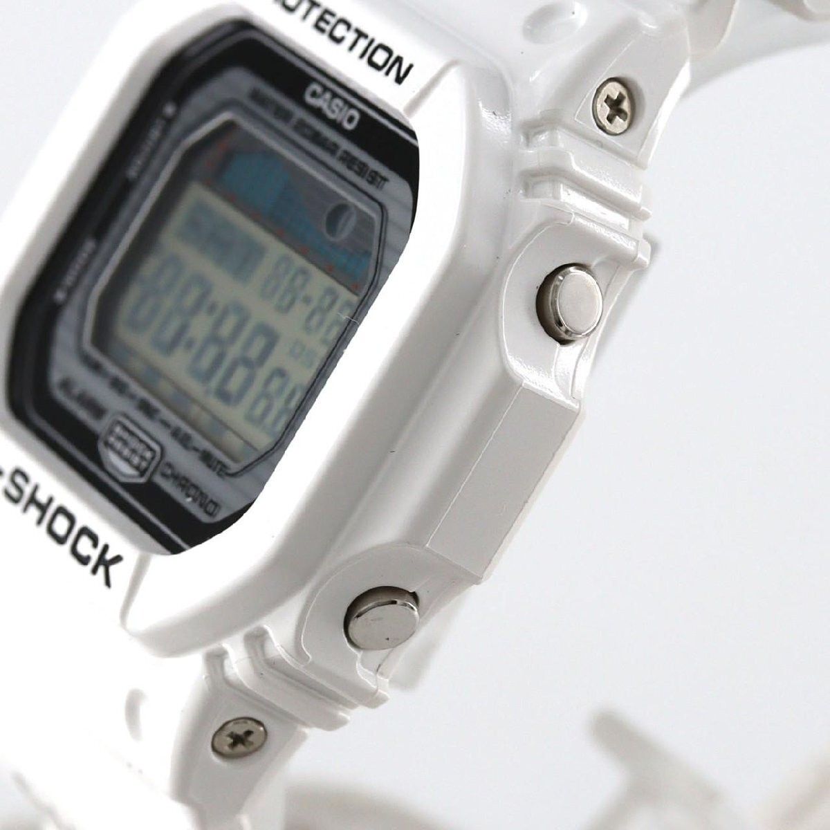 Casio G-Shock GLX-5600-7JF Digital Quartz 43.5mm White Band Vintage Condition