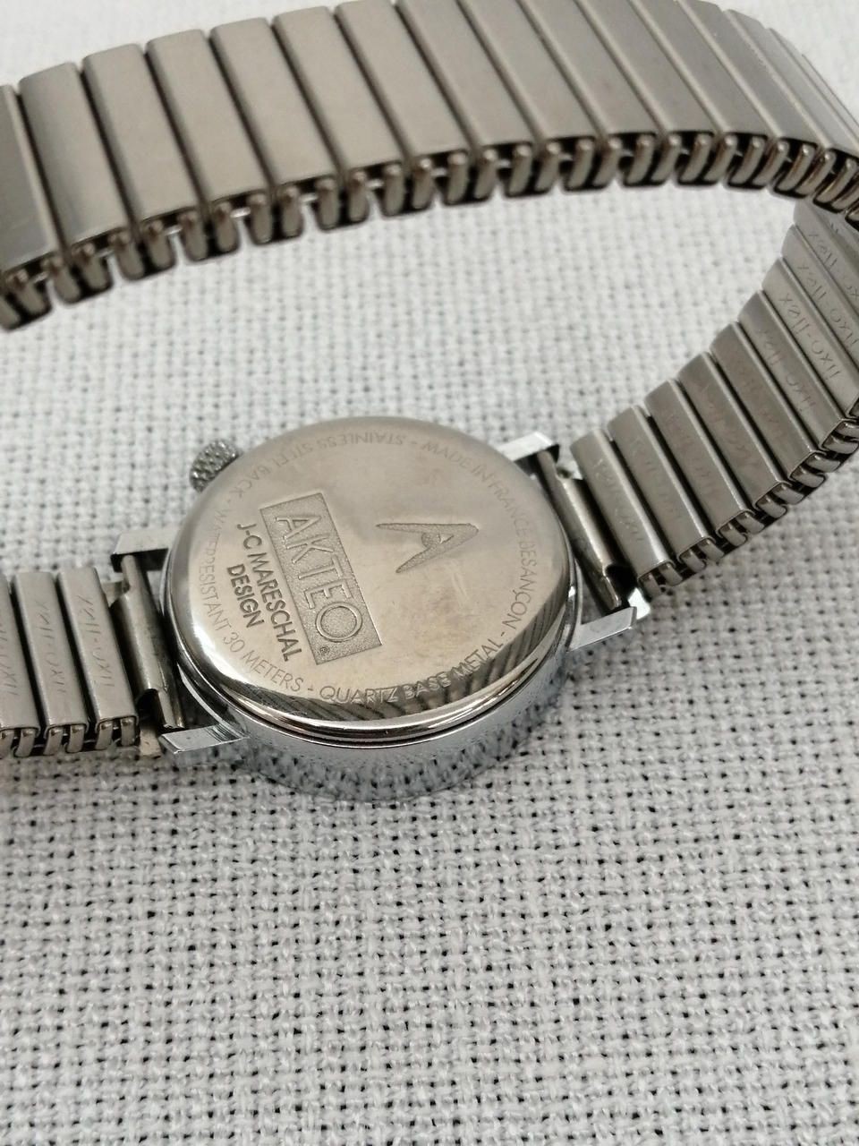 Akteo watch Used