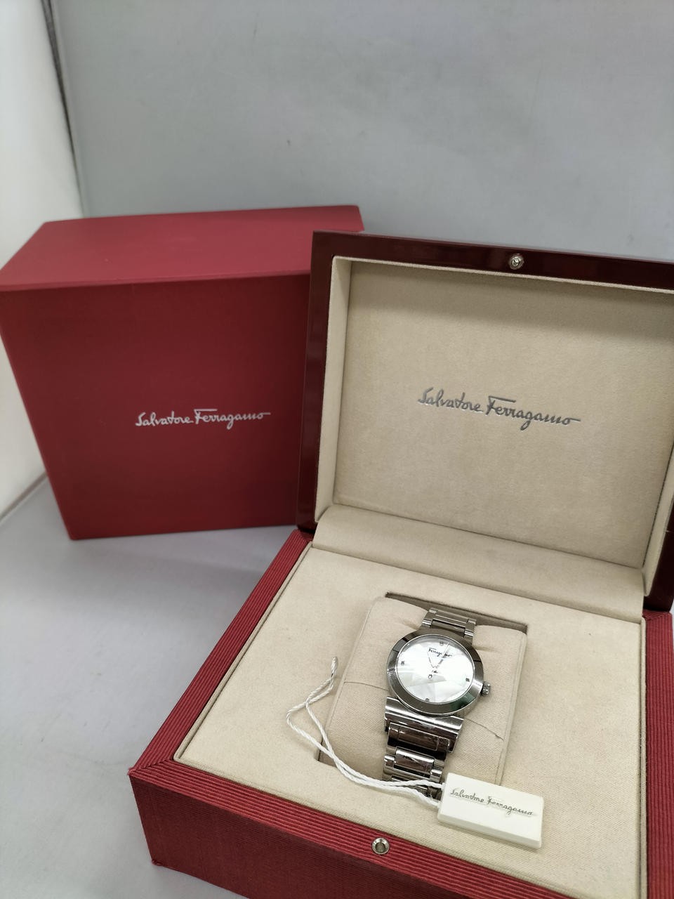 [A4N] Salvatore Ferragamo Classic Minimalist Unknown Reference Quartz [z8s]