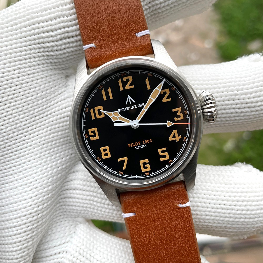 39MM STEELFLIER Pilot Quartz Diver Watch Men’s Leather Waterproof Luminous NEW