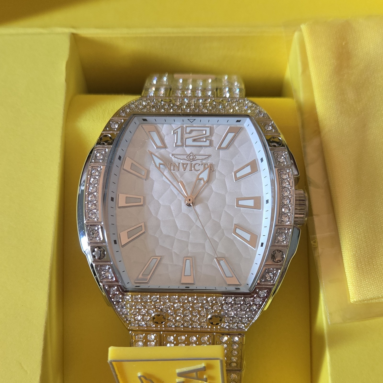 Invicta Racing Men’s Quartz Analog Watch 50m, Gold SS Bracelet, Box Manual