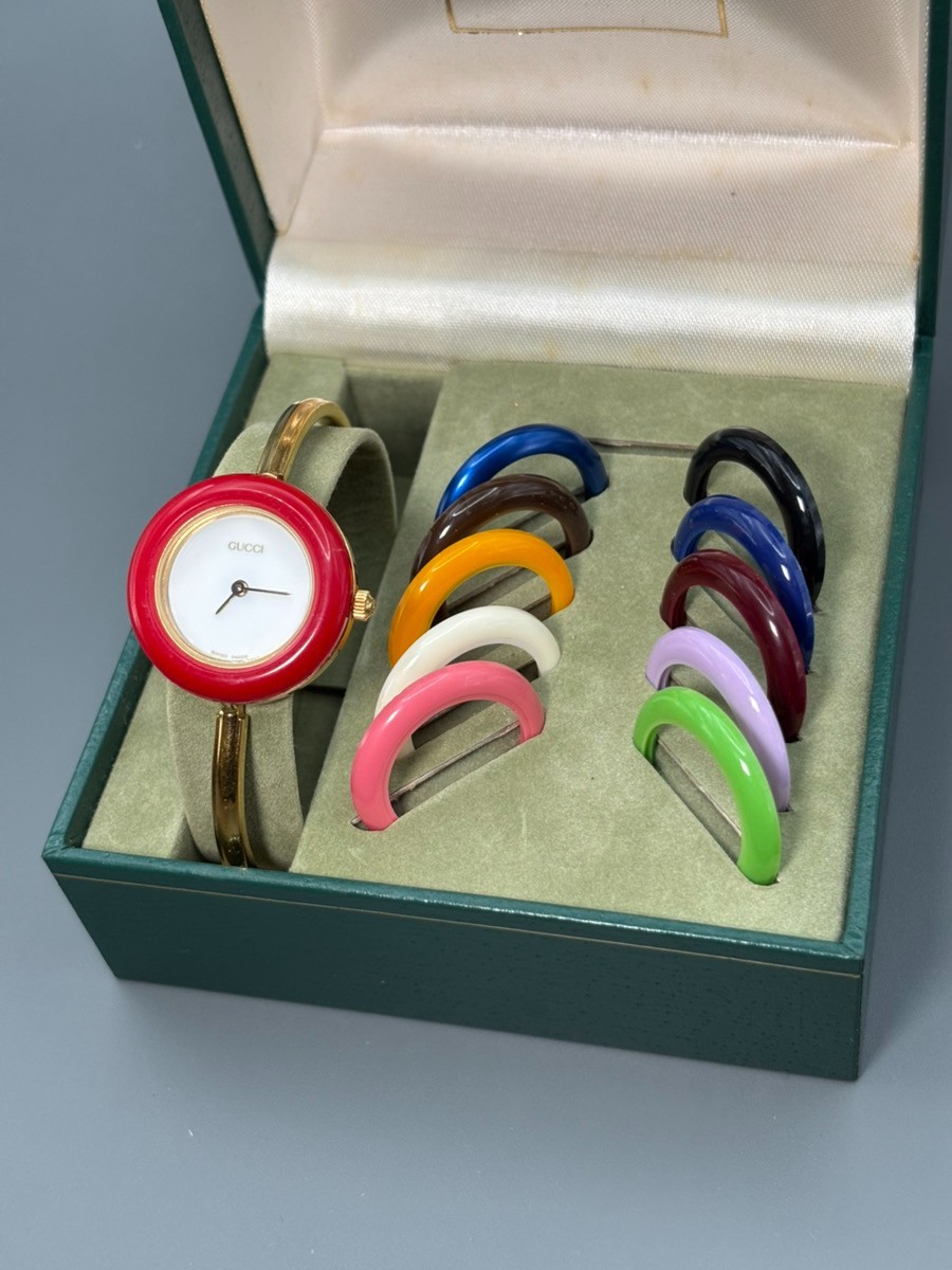 [Near MINT] Gucci Change Bezel 11/12.2 11 Color Quartz Gold White Watch Box Work