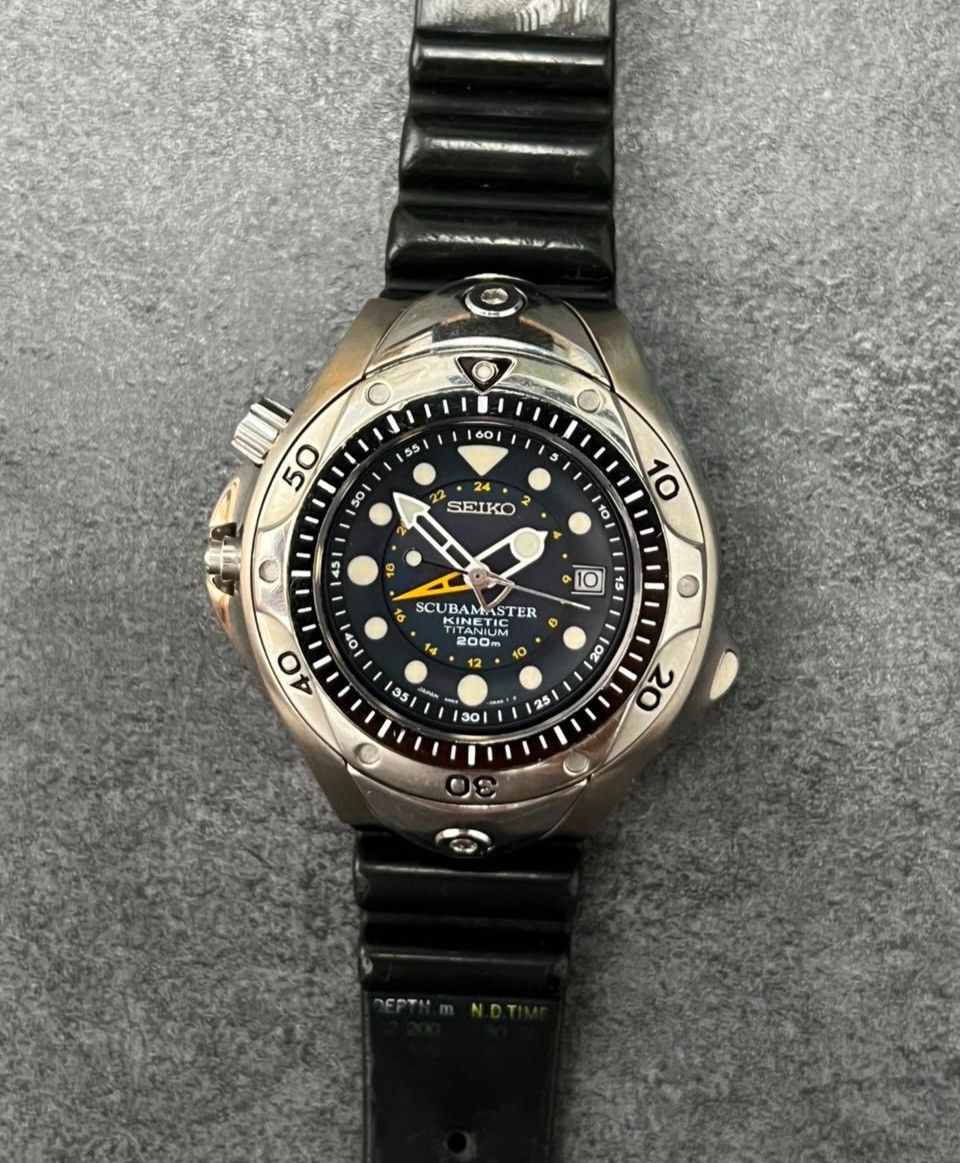 Vintage Seiko Kinetic ScubaMaster Pipin 200M Watch SBCW017 5M45-6A70 F651/11.4
