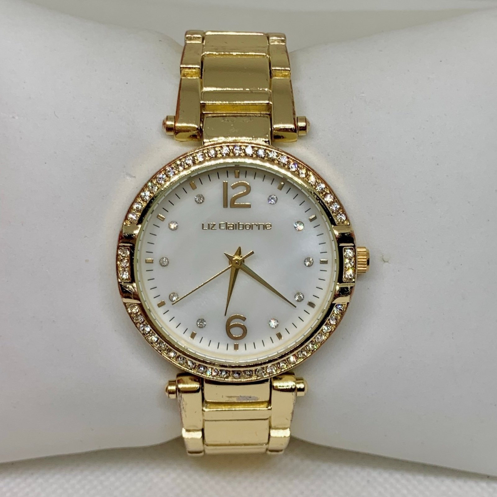Liz Claiborne women’s gold tone watch quartz mop dial 35mm size 7” running
