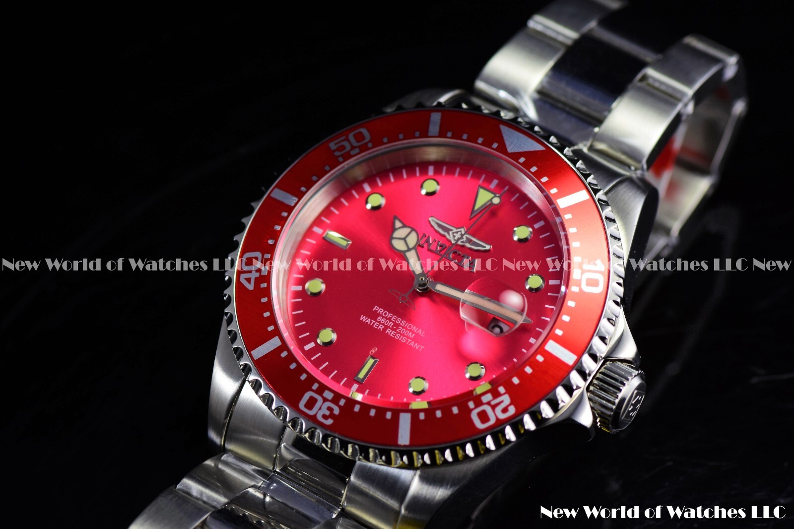 Invicta Men’s Pro Diver Silver Dial Diamond Bezel Stainless Steel Bracelet Watch
