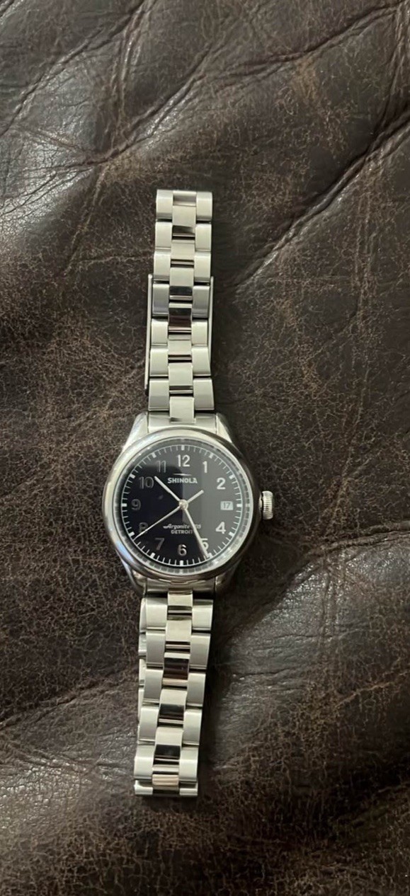 Shinola Runwell 38mm Navy Dial Quartz Date Stainless Steel Bracelet 50m