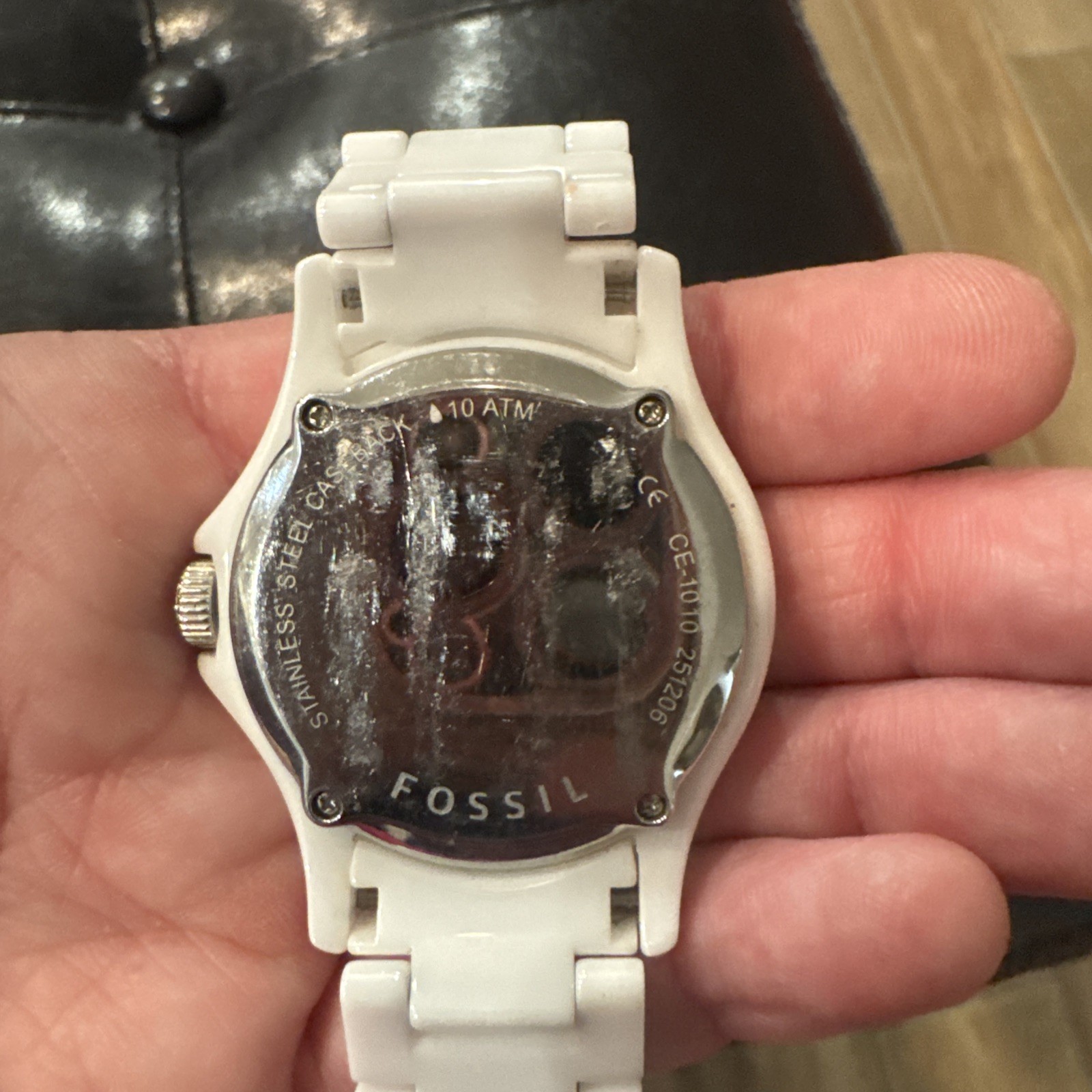 Fossil Riley CE1010 White Ceramic Chronograph Crystal Watch For Parts/Repair