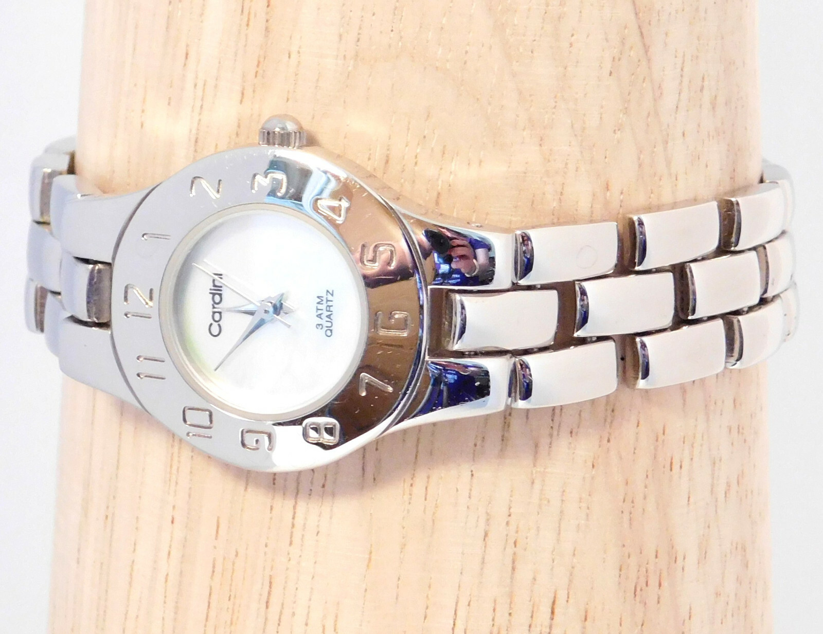 Working Cardini Watch, MOP Face, Hour Marks on Bezel, 7.5″ Band, Good Condition
