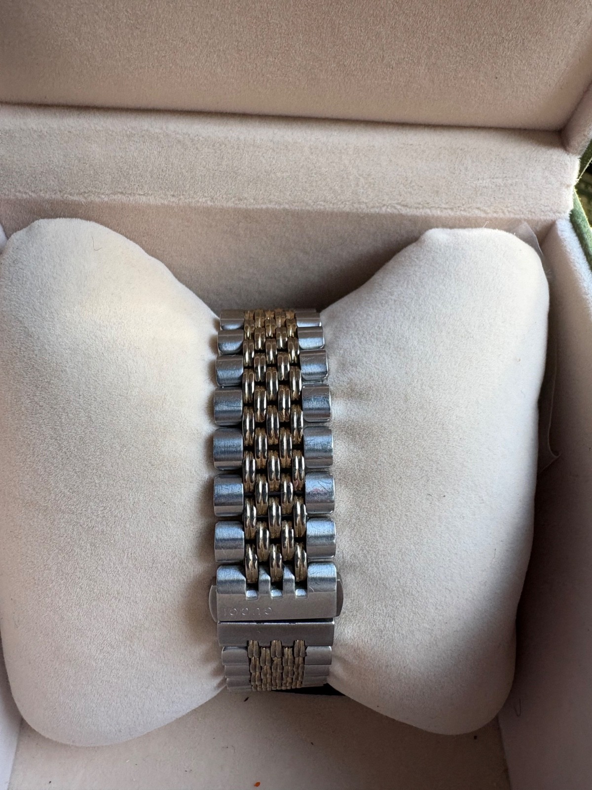 Gucci G-Timeless 40mm Automatic Watch – Silver & Gold Two-Tone (Model 632044)