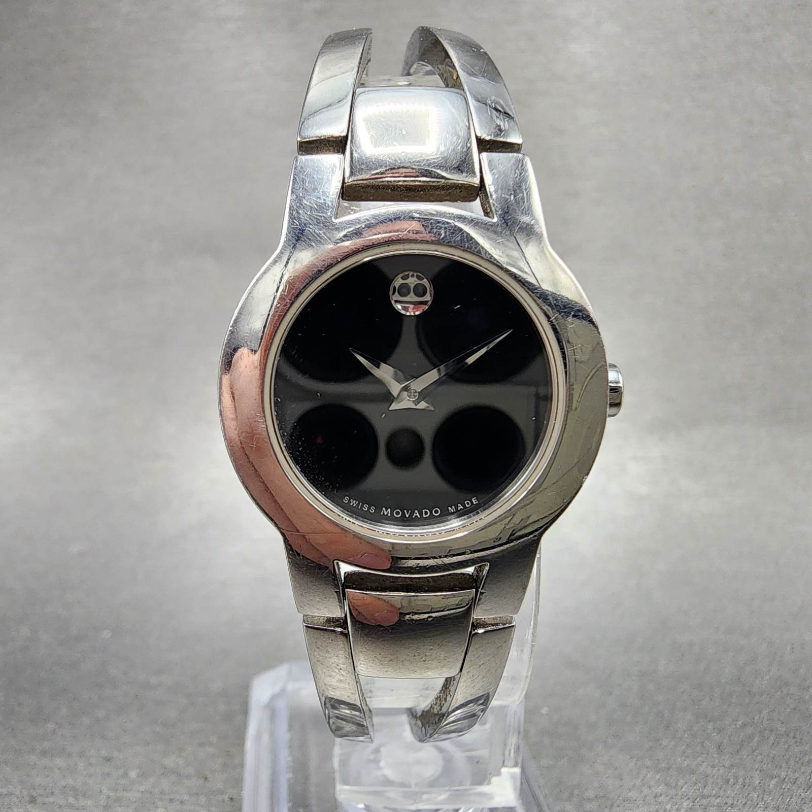 Movado Amorosa Watch Women 24m Black Dial Silver Tone Round 84 E4 1842 NewBatDBA