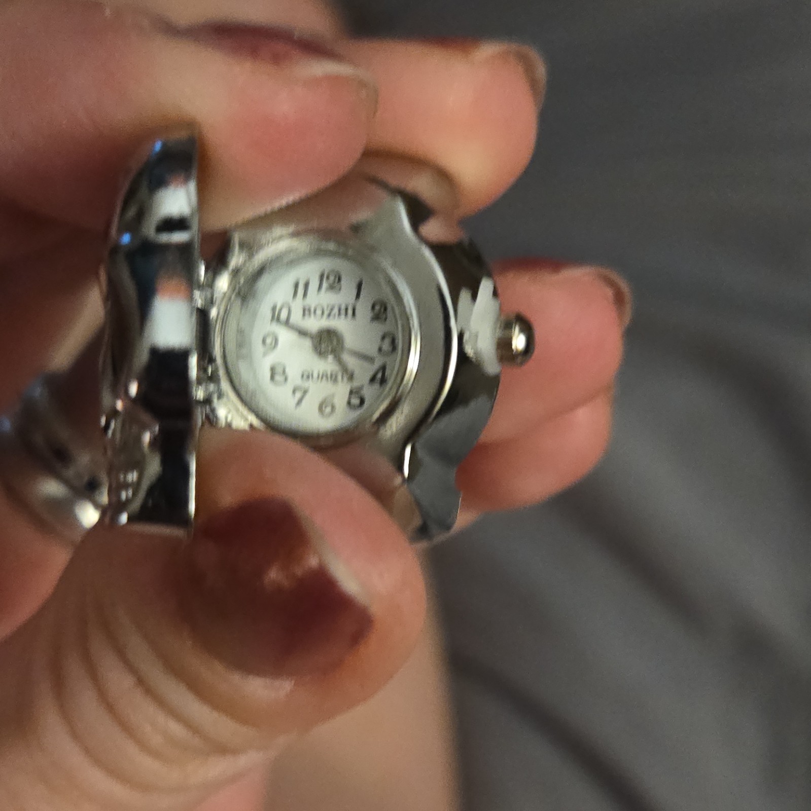 Black And Silver Stainless Skull Silver Quartz Analog Finger watch Brand New