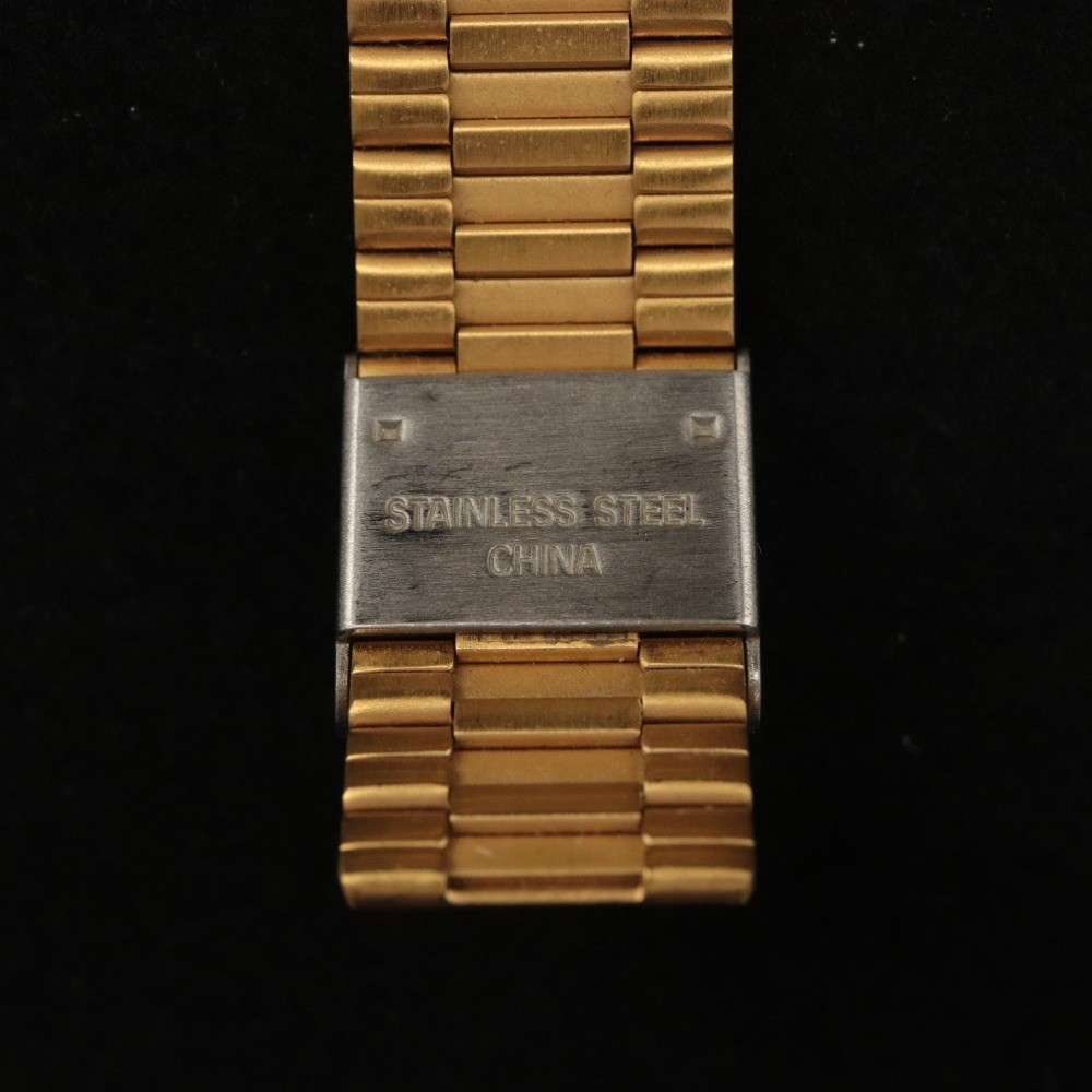 CASIO Digital Watch Data Bank International Model Cheap Casio DBC-611G