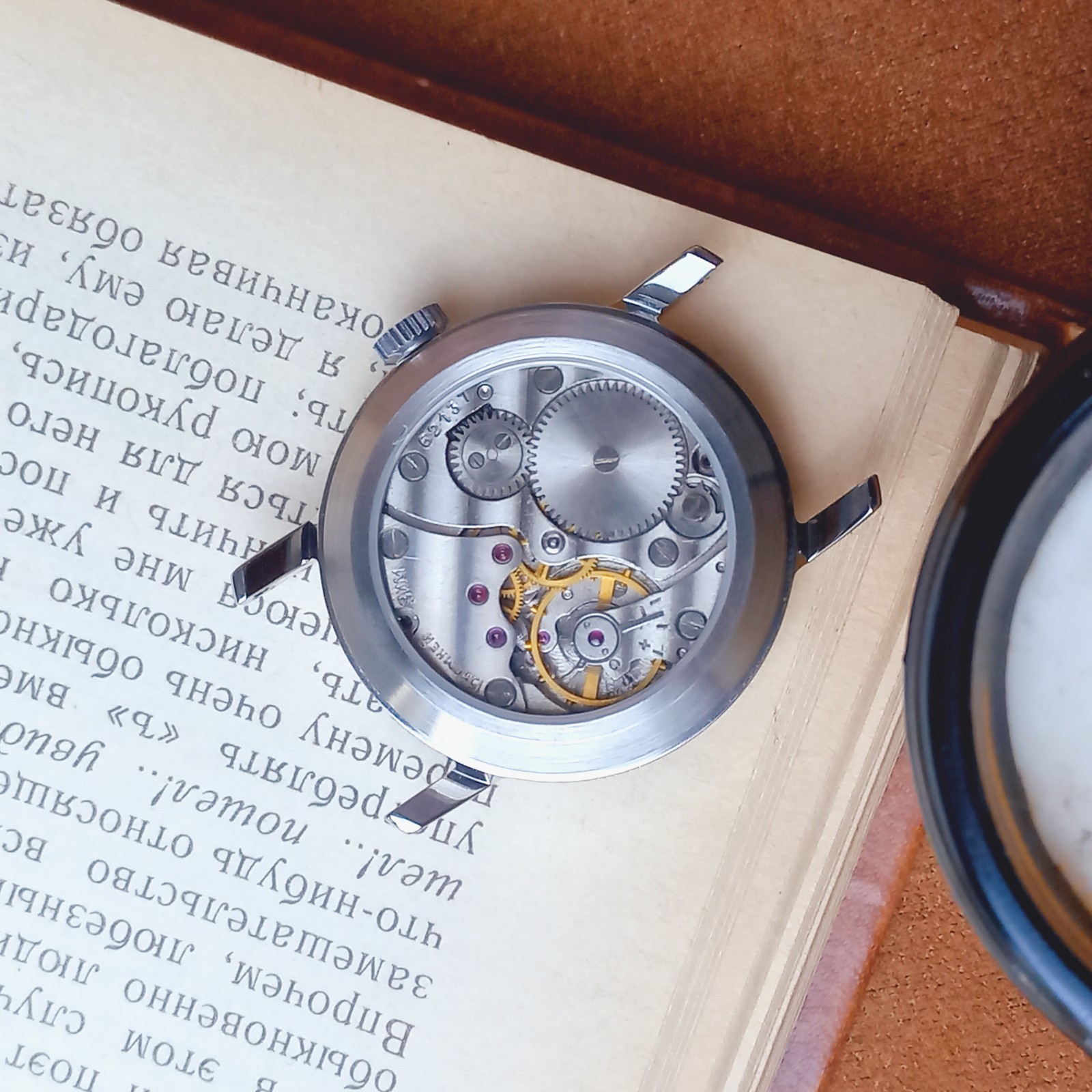 Soviet Pobeda Mechanical Men’s Watch USSR Vintage Wristwatch Serviced