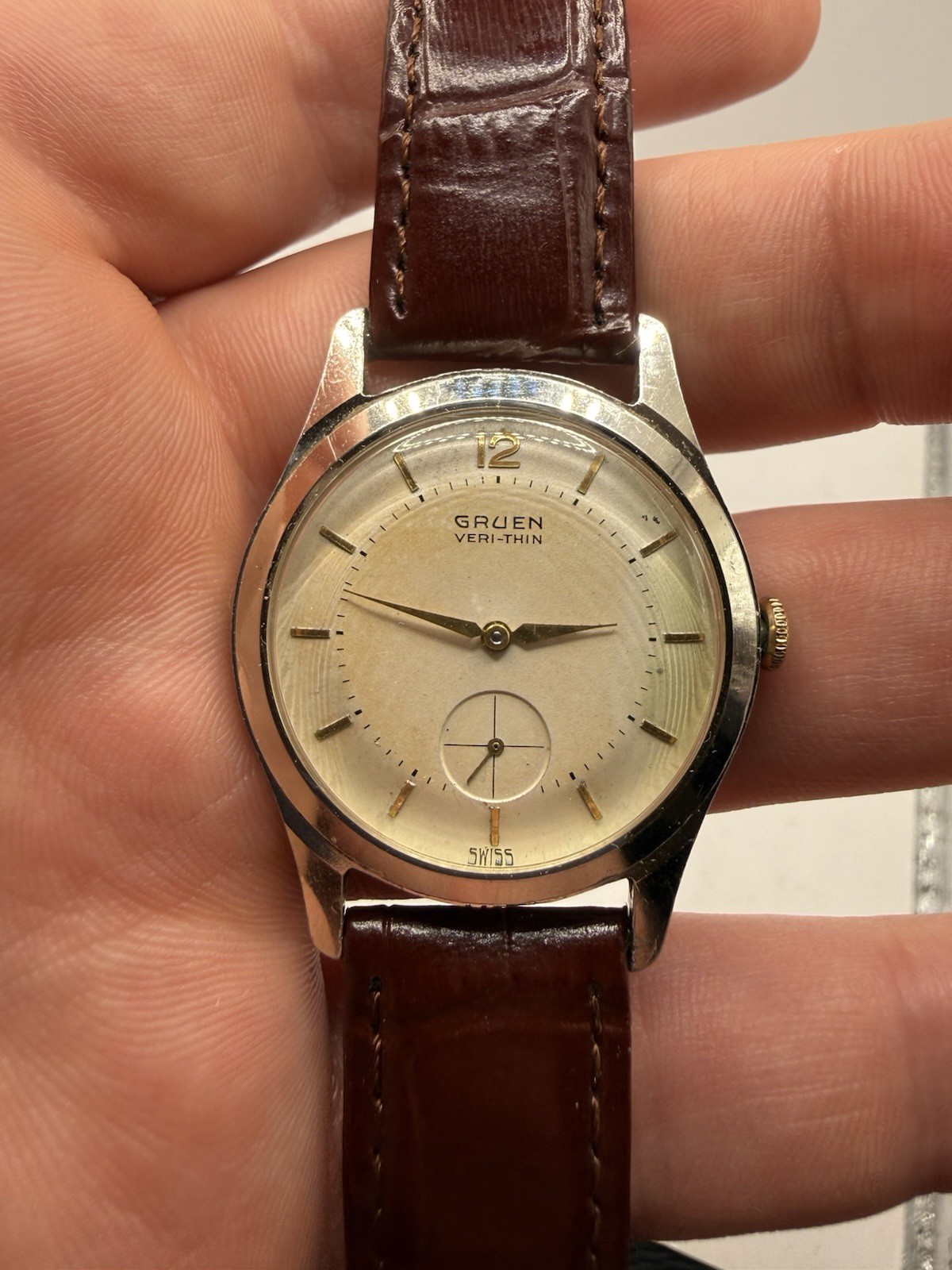 VINTAGE Gruen Veri-Thin Mens Watch Cal 417 Sub Seconds Guildite Manual Wind RUNS