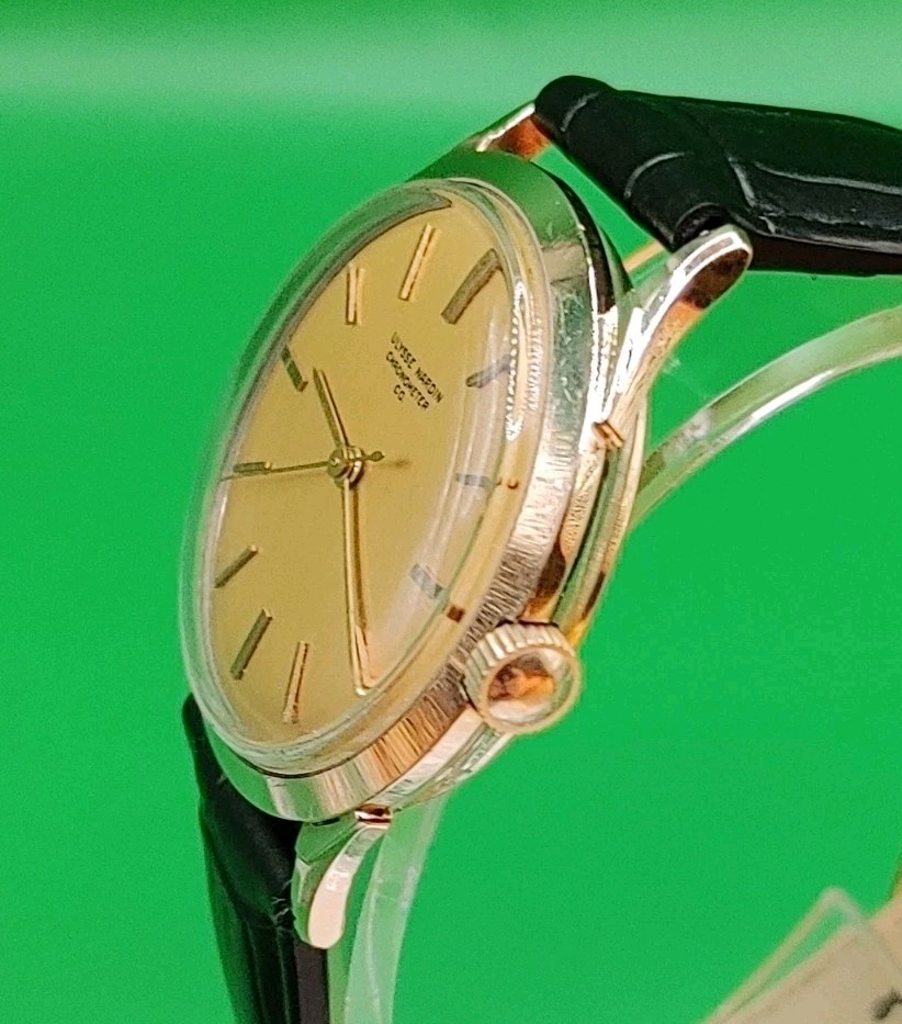 Ulysse Nardin 14k Solid Gold Manual Wind Watch With Beautiful Champagne Dial