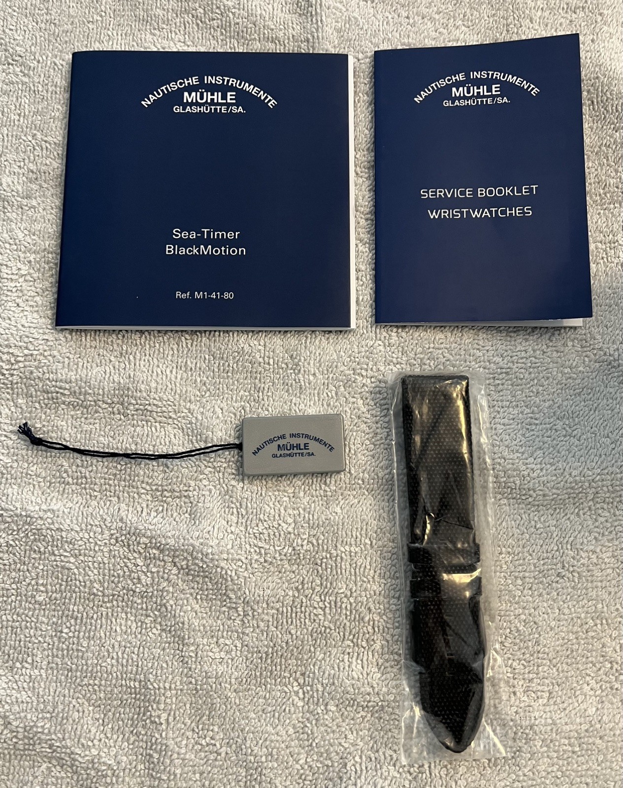 Muhle Glashutte- Sea-Timer BlackMotion (Made In Germany)