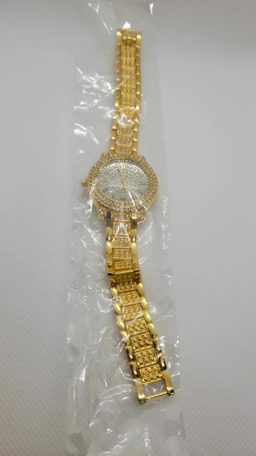 Halukakah Men’s Gold/Platinum Plated, 39mm Round Dial, Japanese Quartz