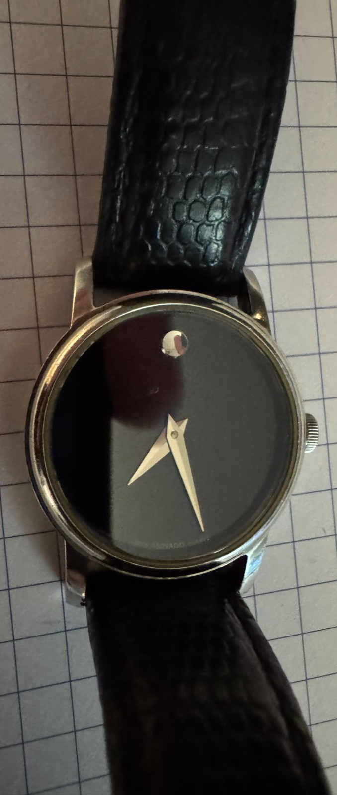 Movado Museum Watch Women 27mm MO.01.3.14.6001 New Battery