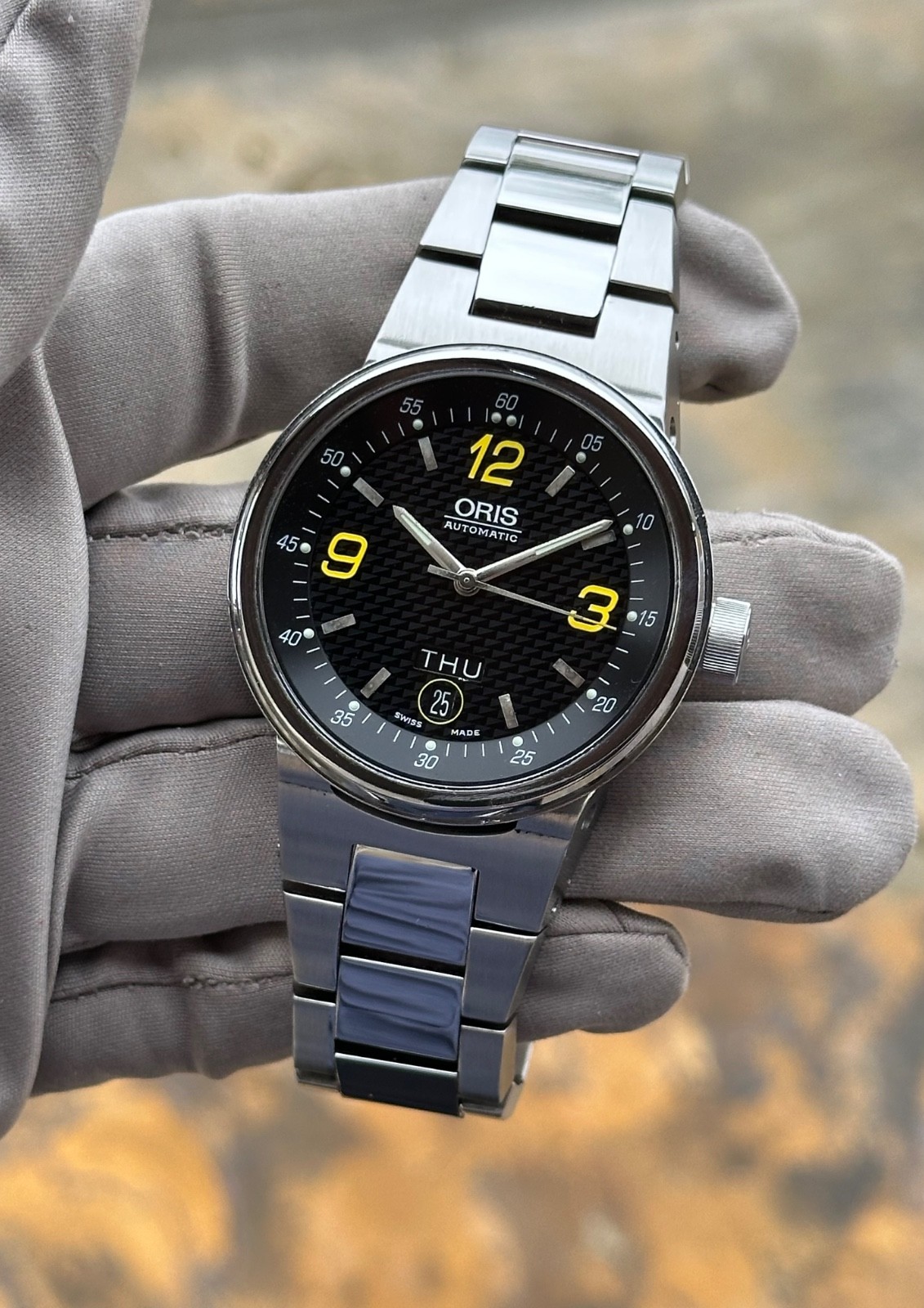 Oris Williams F1 Day Date Automatic 40.5mm Ref. 01 635 7560 4142-07 8 25 01