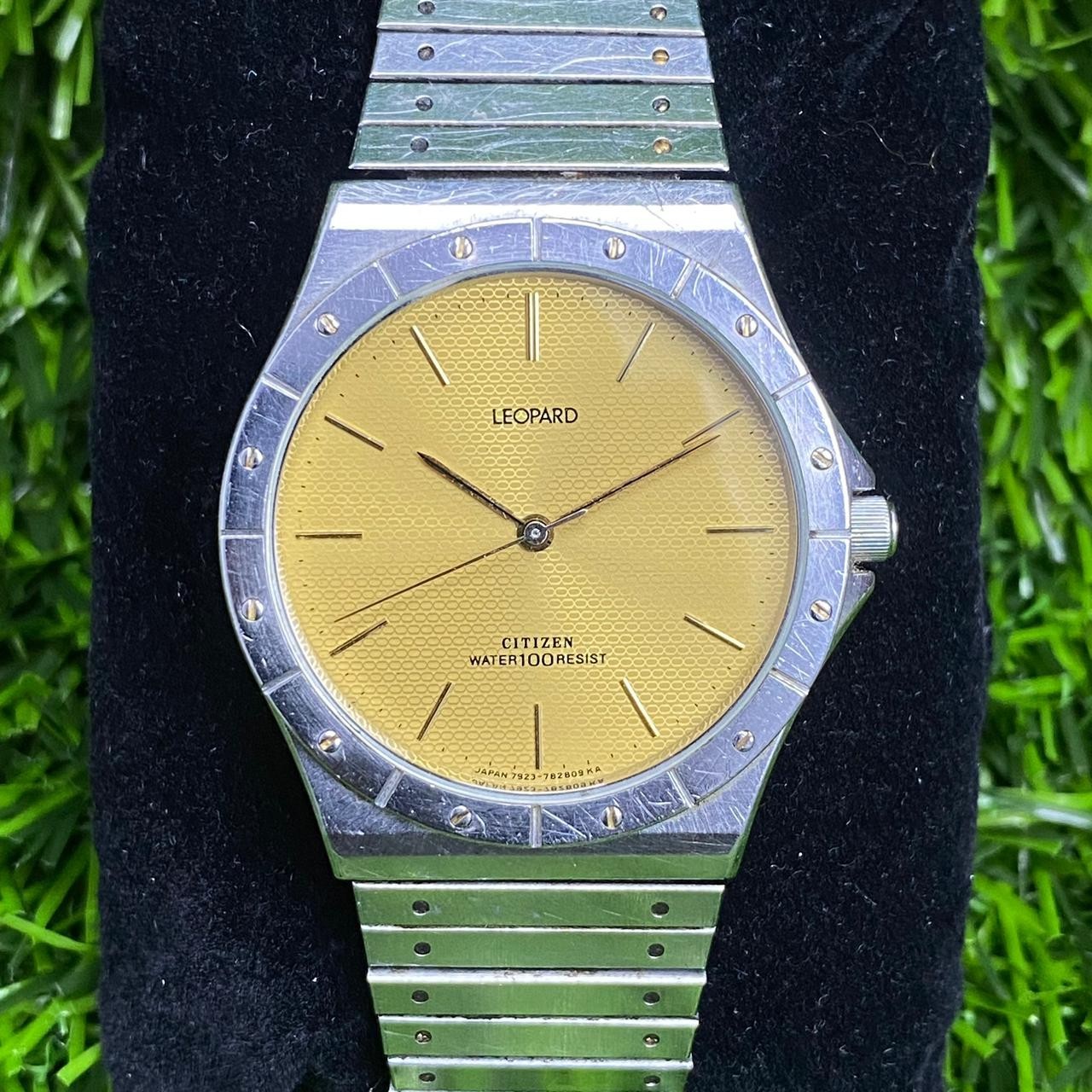 RARE Citizen Leopard QUartz 7933-799259 Gold Dial Dress Watch Round Vintage Men