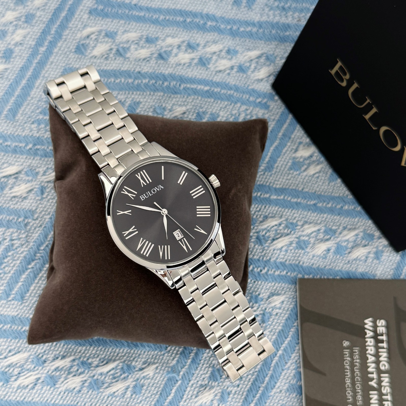 New Bulova Classic Quartz Stainless Steel Men’s Watch Grey Dial 40mm/96B261