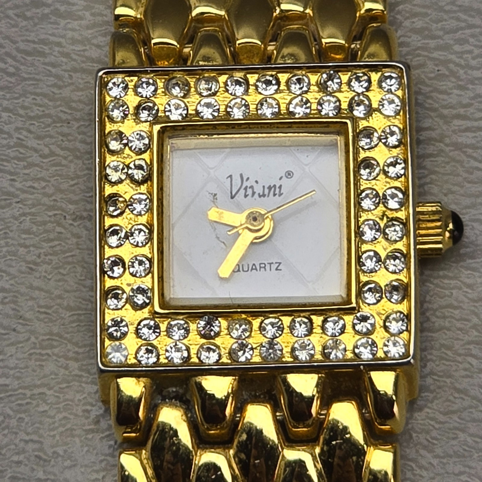 Vintage Accutime Vianni Rhinestone Watch Gold Tone Bracelet Quartz 6.75in READ