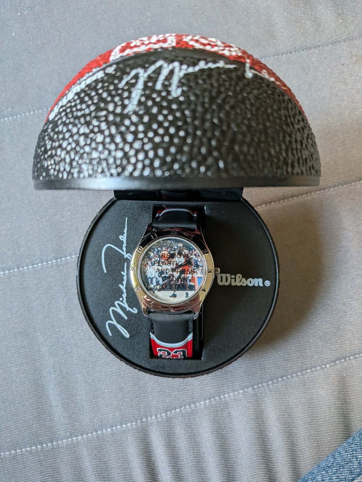 Wilson Michael Jordan Quartz Analog Wristwatch 36-39.9mm w/ Box/Case
