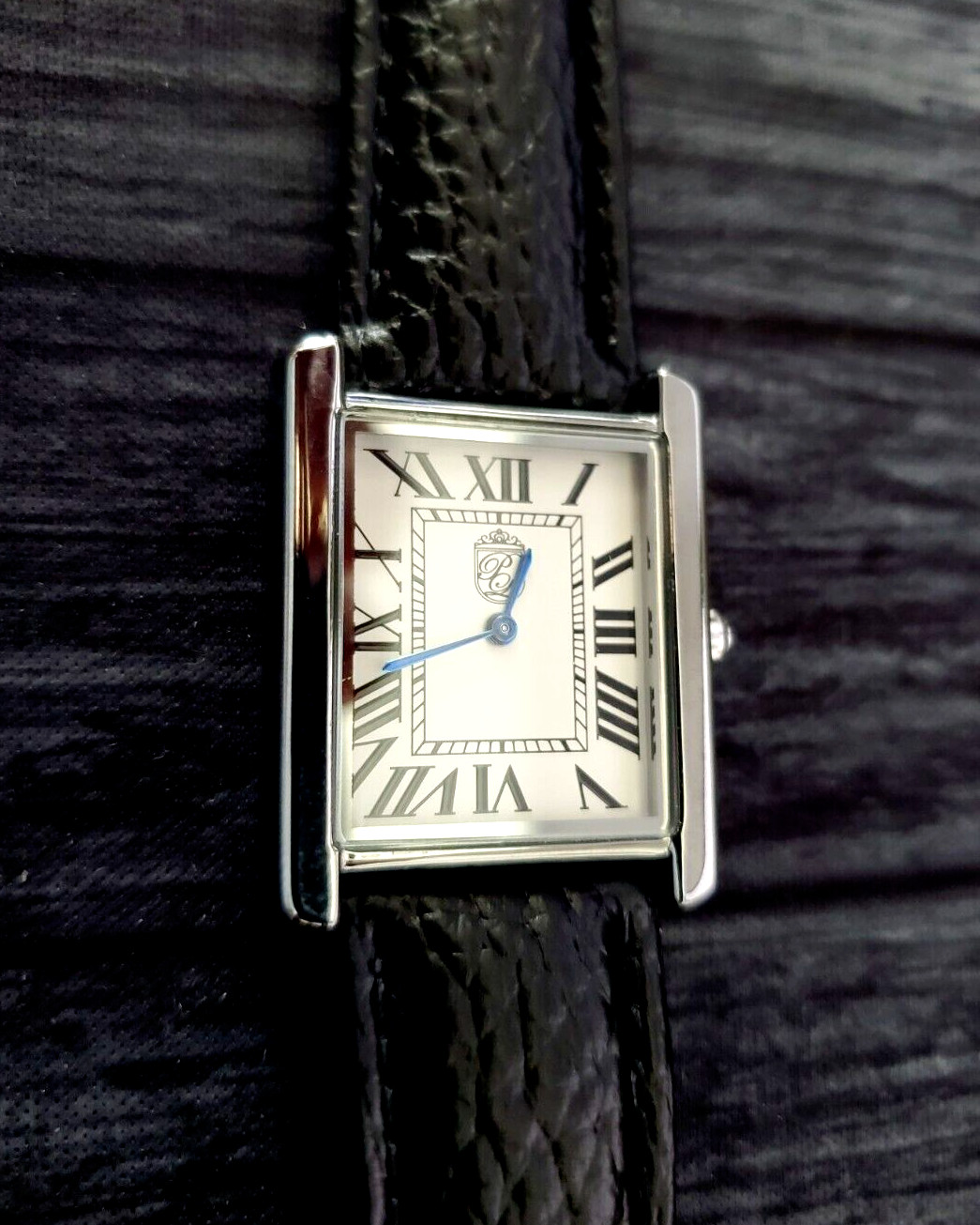 RARE NOS Seiko Men Tank Rectangular Blue Dial Black Leather band Dress Watch