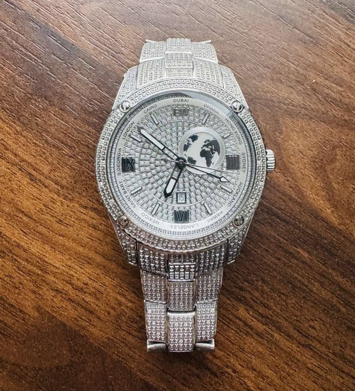 JBW Jet Setter Quartz Men’s Silver-Tone World Time Date Stainless Steel Bracelet